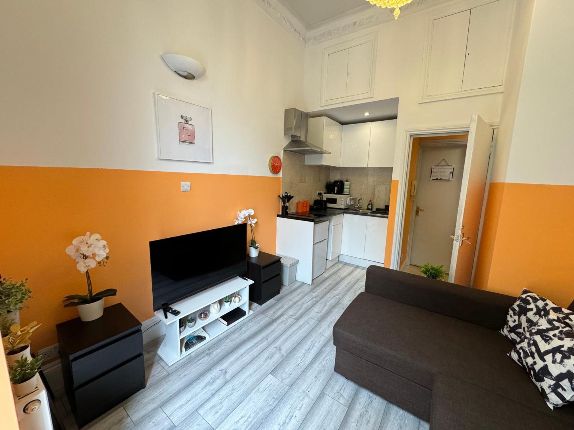 Central, Compact And Fashion Flat For 4 People With Breakfast In Kensington Zone 1 London Exterior photo